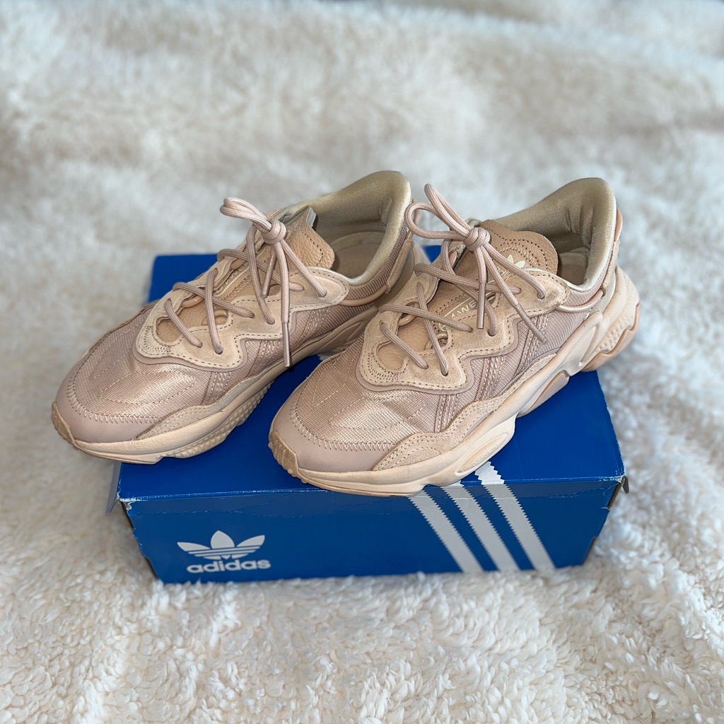 Adidas Ozweego Big Kids Sz 5.5 / Wmns Sz 7 Blush